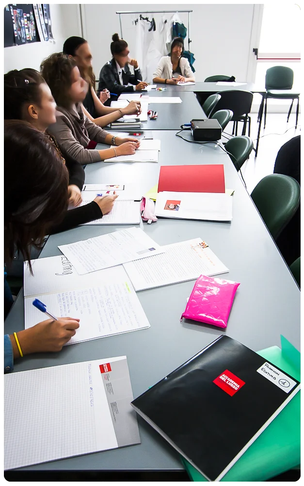 Team al lavoro sull'organizzazione di un evento